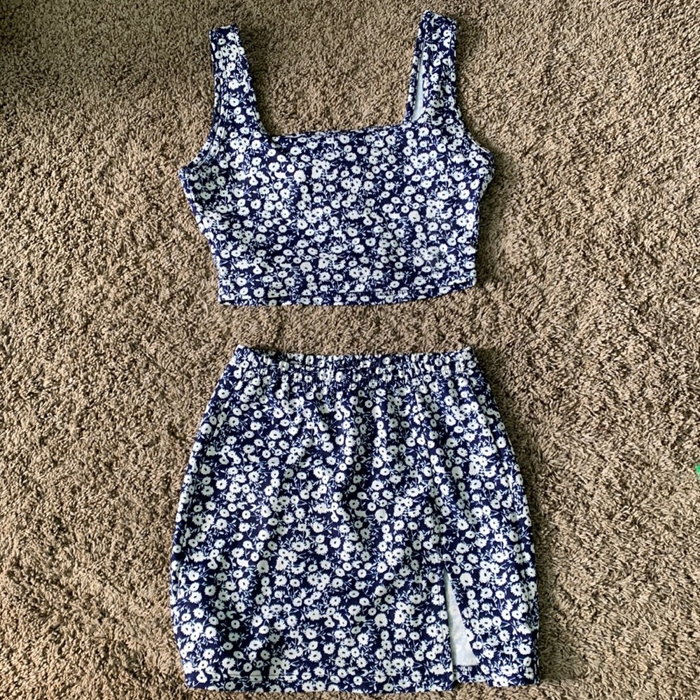 Blue Flower Skirt Set